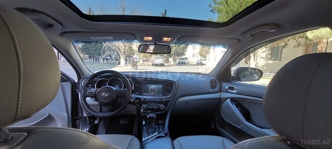 Kia Optima-13