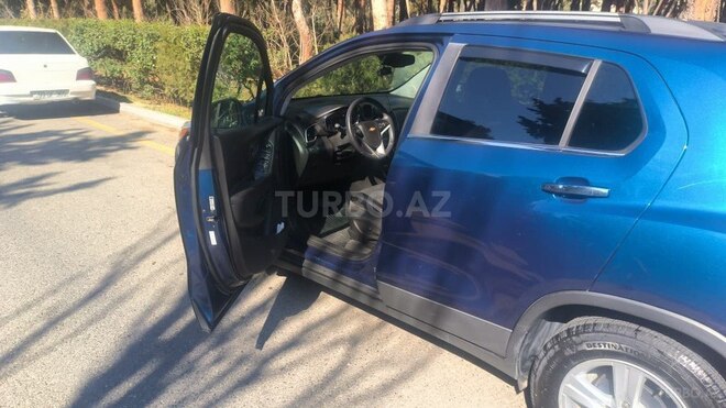 Chevrolet Trax-13