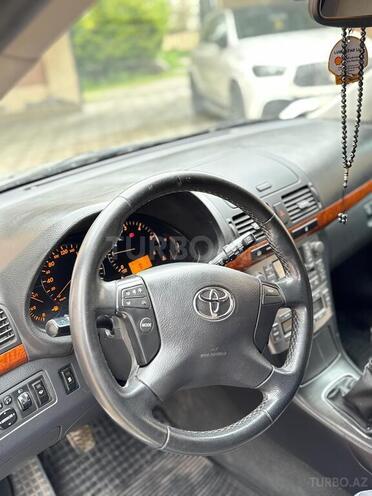 Toyota Avensis-3