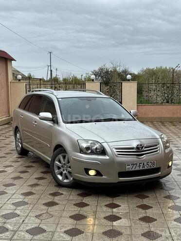 Toyota Avensis-1