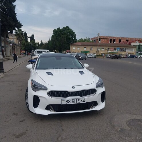 Kia Stinger-2