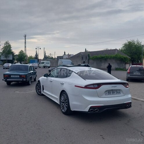 Kia Stinger-5
