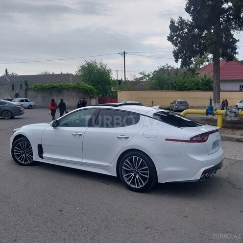 Kia Stinger-6
