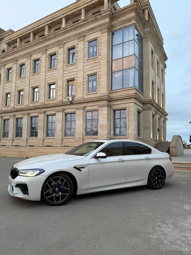 BMW 528-2