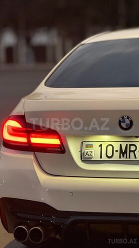 BMW 528-10
