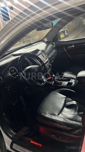 Kia Sorento-7