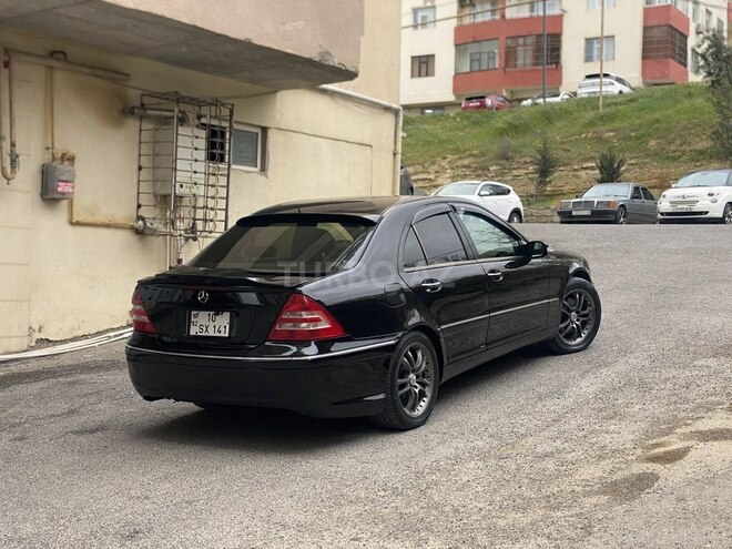 Mercedes C 240-13