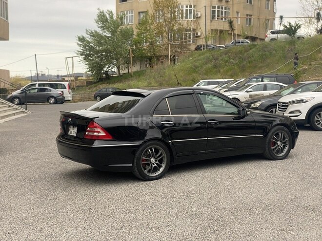 Mercedes C 240-11