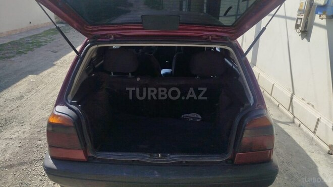 Volkswagen Golf-4