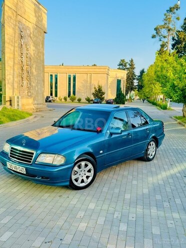 Mercedes C 220 1999, 705,057 km - 2.2 l - İmişli