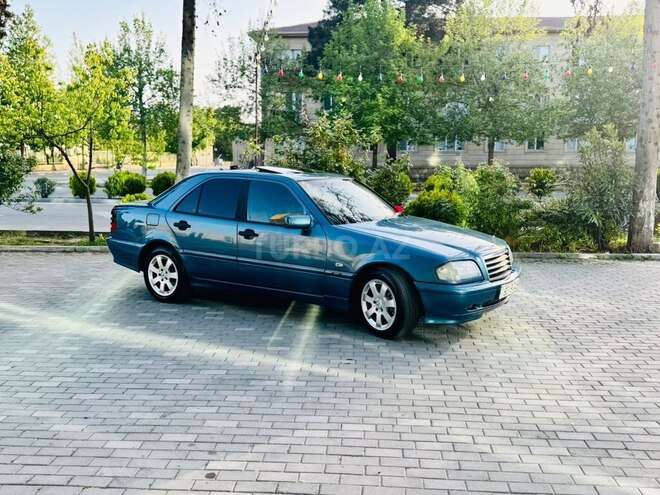Mercedes C 220 1999, 705,057 km - 2.2 l - İmişli