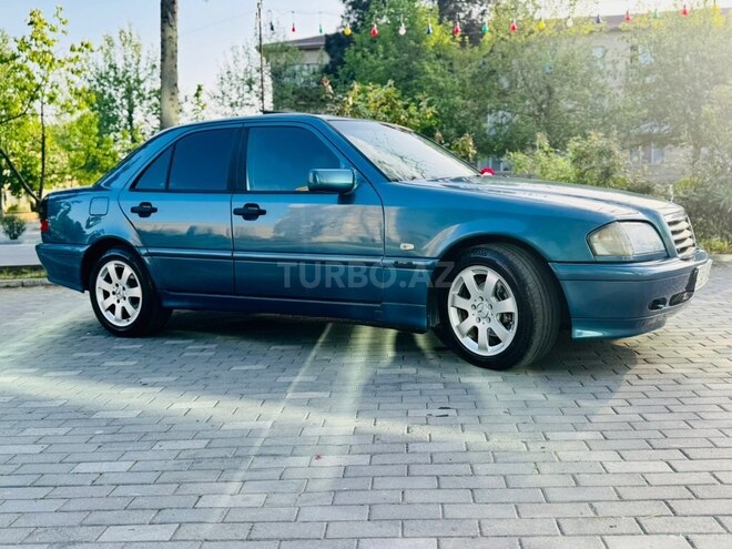 Mercedes C 220 1999, 705,057 km - 2.2 l - İmişli