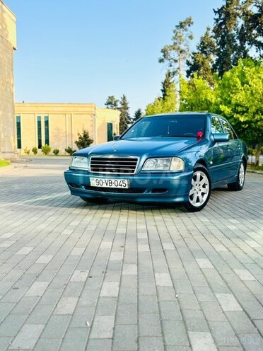 Mercedes C 220 1999, 705,057 km - 2.2 l - İmişli