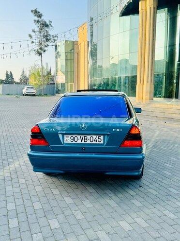 Mercedes C 220 1999, 705,057 km - 2.2 l - İmişli