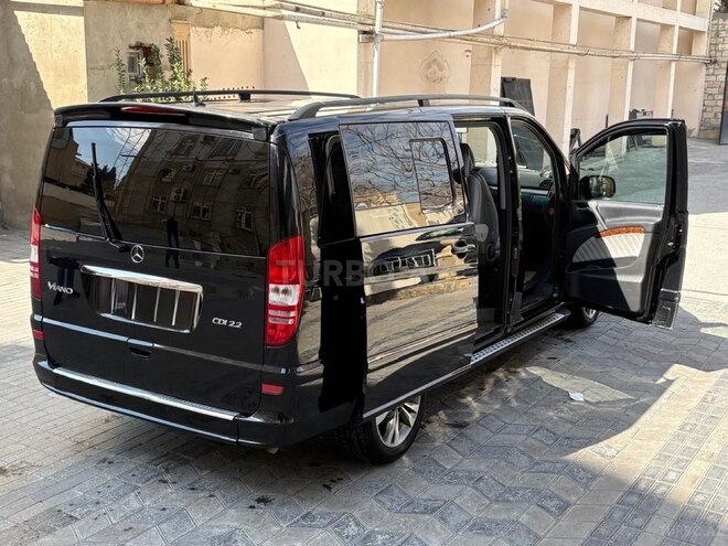 Mercedes Viano-7