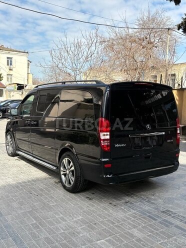 Mercedes Viano-6