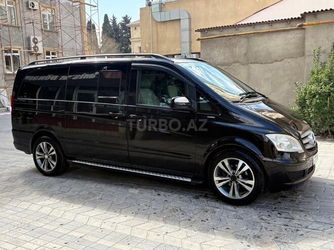 Mercedes Viano-3