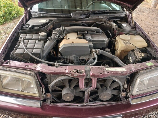 Mercedes C 180 1997, 881,000 km - 1.8 l - İmişli