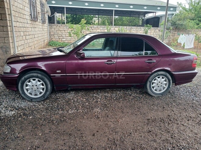 Mercedes C 180 1997, 881,000 km - 1.8 l - İmişli