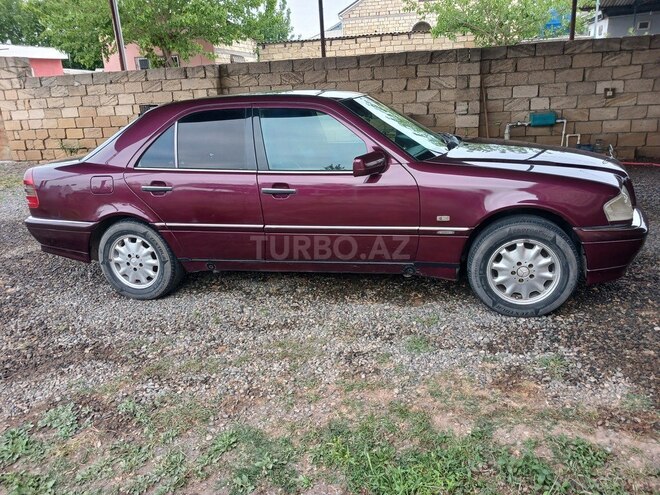 Mercedes C 180 1997, 881,000 km - 1.8 l - İmişli
