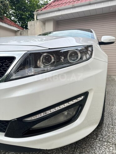 Kia K5-10