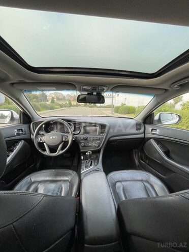 Kia K5-7