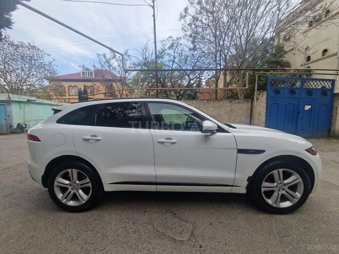 Jaguar F-Pace R-5