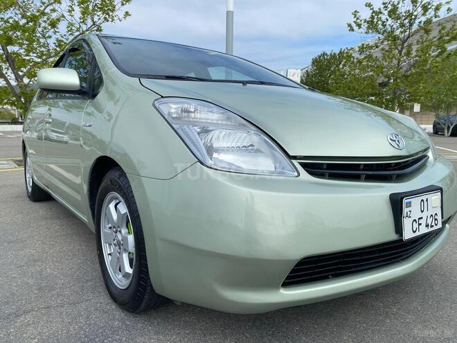 Toyota Prius-2