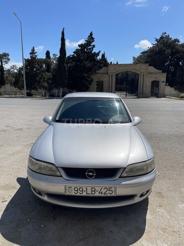 Opel Vectra-2