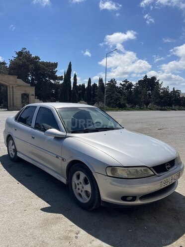 Opel Vectra-7
