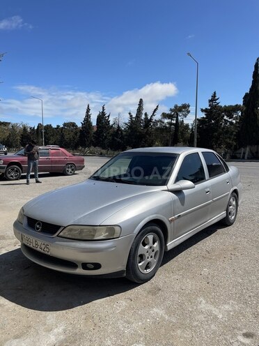 Opel Vectra-6