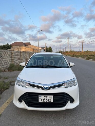 Toyota Corolla Fielder-1