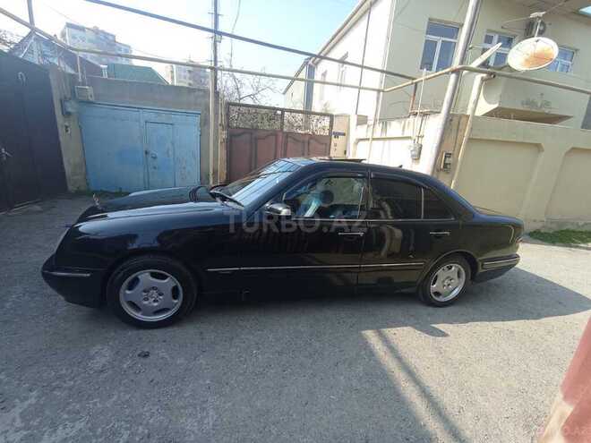 Mercedes E 230-7