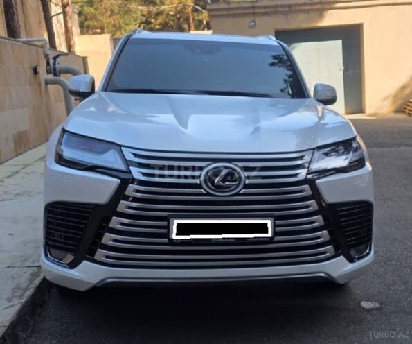 Lexus LX 500d-1