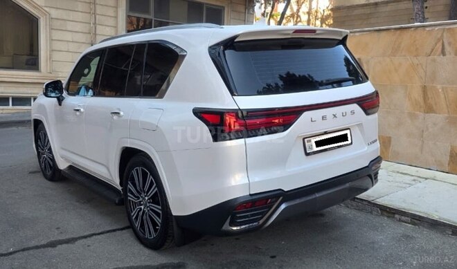 Lexus LX 500d-5