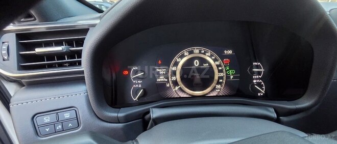 Lexus LX 500d-12