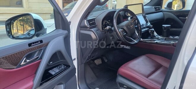 Lexus LX 500d-18