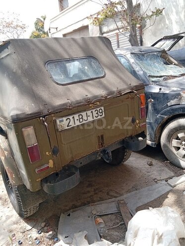 GAZ 69-5