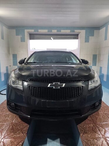 Chevrolet Cruze-1