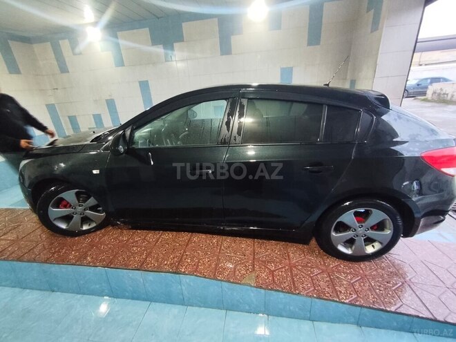 Chevrolet Cruze-4