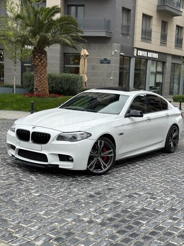 BMW 528-2