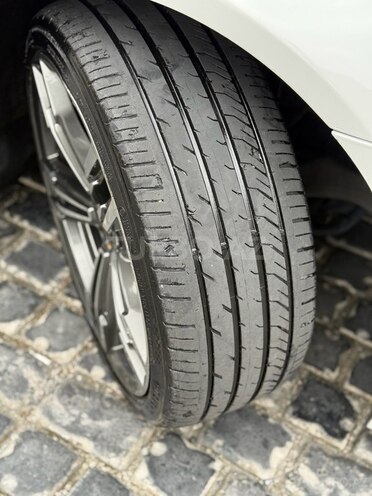 BMW 528-18