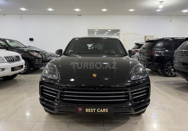 Porsche Cayenne-1