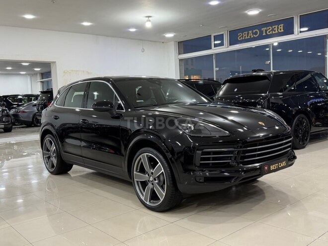 Porsche Cayenne-11