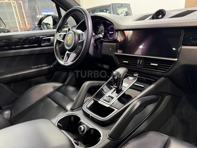 Porsche Cayenne-20