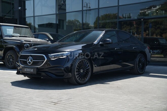 Mercedes E 300-8