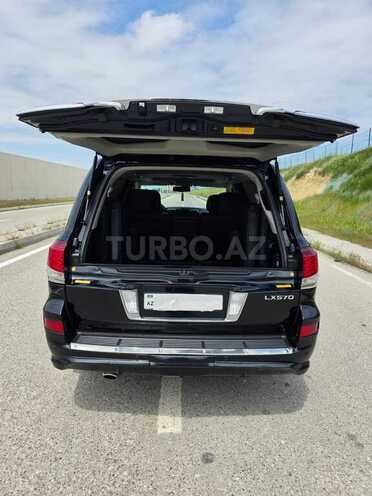 Lexus LX 570-9