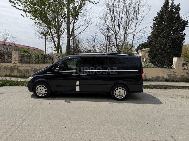 Mercedes Viano-5