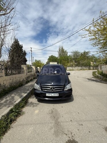Mercedes Viano-19
