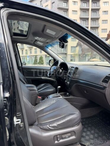 Hyundai Santa Fe-9
